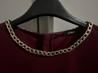 Caldo abito NOAUT elegante color rosso magenta