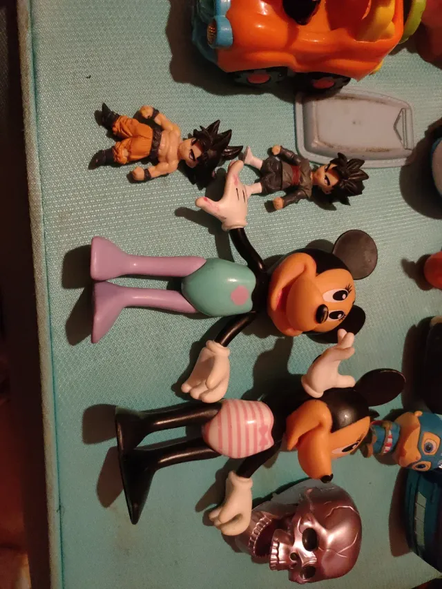 Lote Juguetes Varios Mickey, Dragon Ball, Vtech