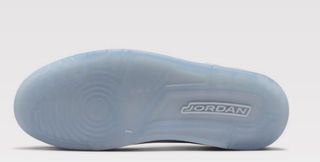 Zapatillas Jordan Blancas y Beige