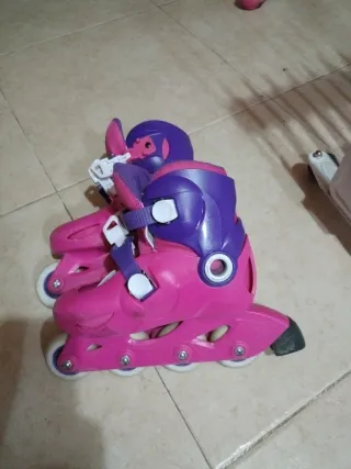 Patines en línea infantiles rosas y morados