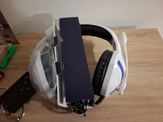 Cascos Gaming Real Madrid Blancos