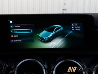 Mercedes Clase A A180d 8G-DCT 2023 automatico