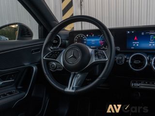 Mercedes Clase A A180d 8G-DCT 2023 automatico