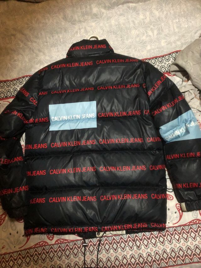 Chaqueta Calvin Klein Jeans acolchada