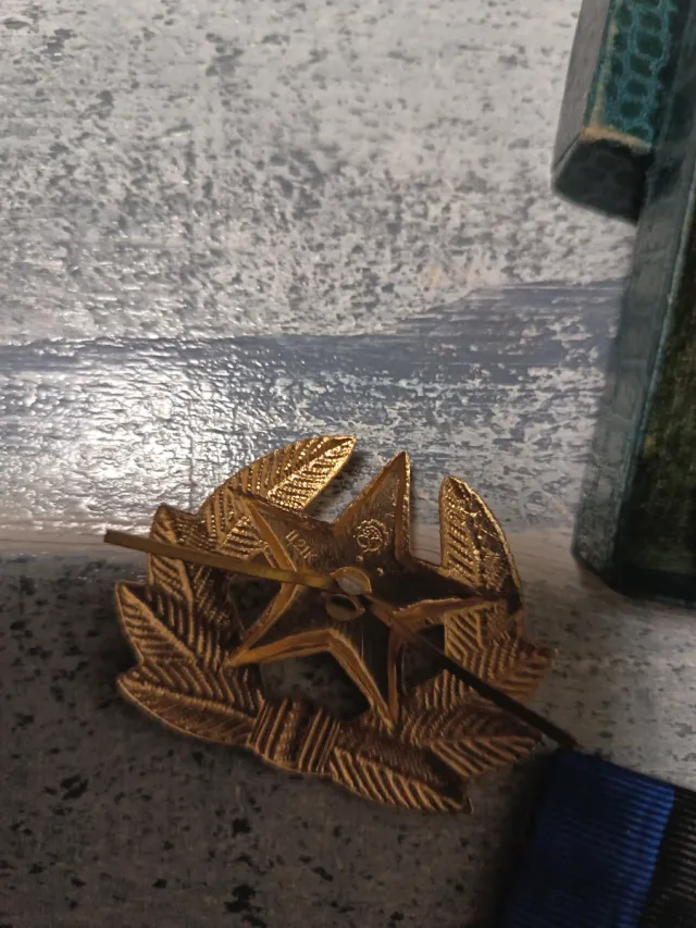 Lote de medallas militares