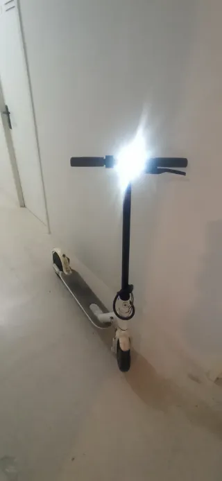 Patinete Eléctrico Xiaomi M365 en bien estado