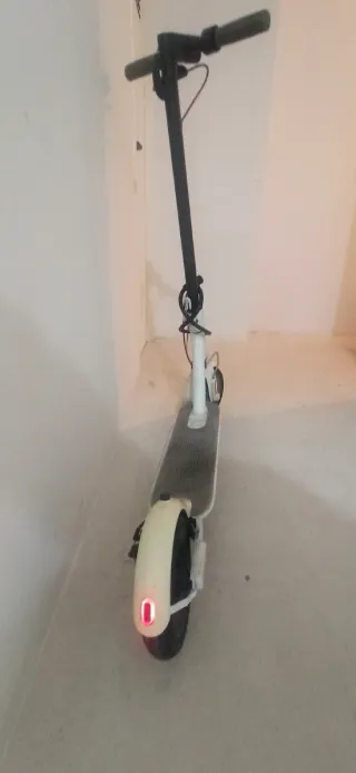 Patinete Eléctrico Xiaomi M365 en bien estado