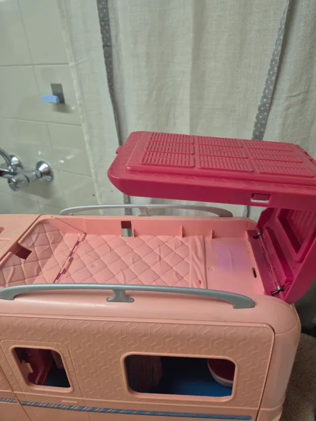 Caravana Barbie rosa extensible