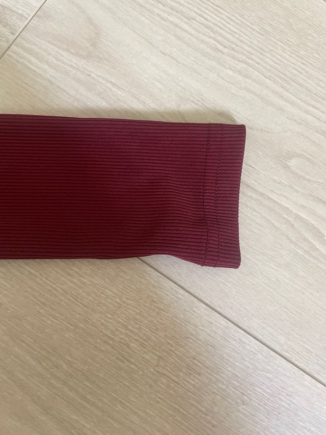 Vestido granate manga larga