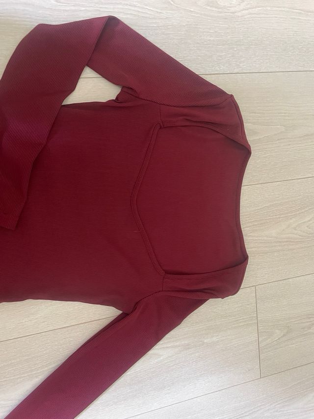 Vestido granate manga larga