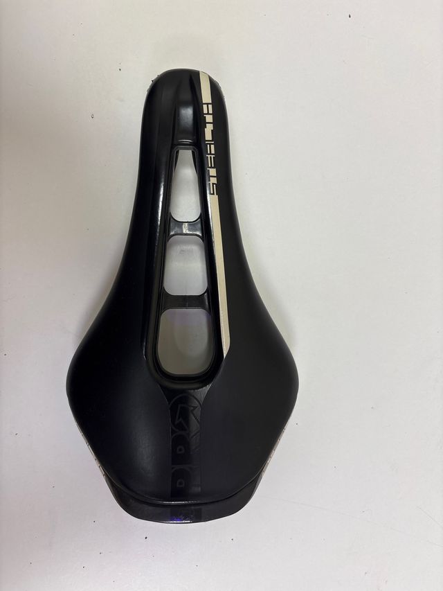 Sillín PRO Stealth Negro