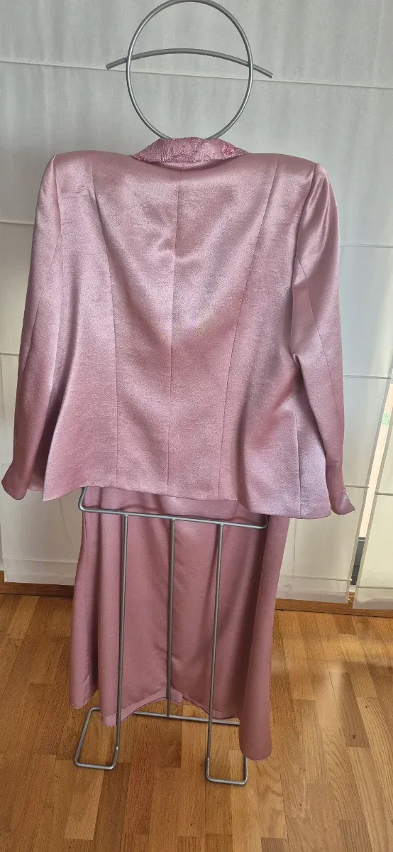 Conjunto Vestido y Chaqueta Rosa Glamour