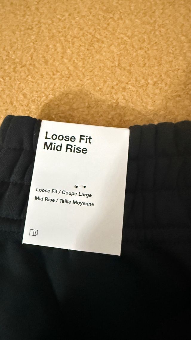 Pantalón deportivo Nike negro