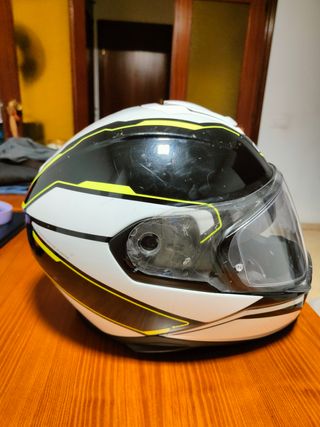 Casco integral marca Caberg