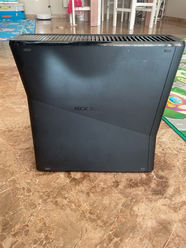 Xbox 360 Kinect Negro + Accesorios