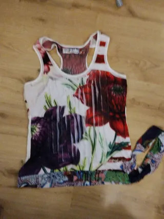 Camiseta Desigual floral
