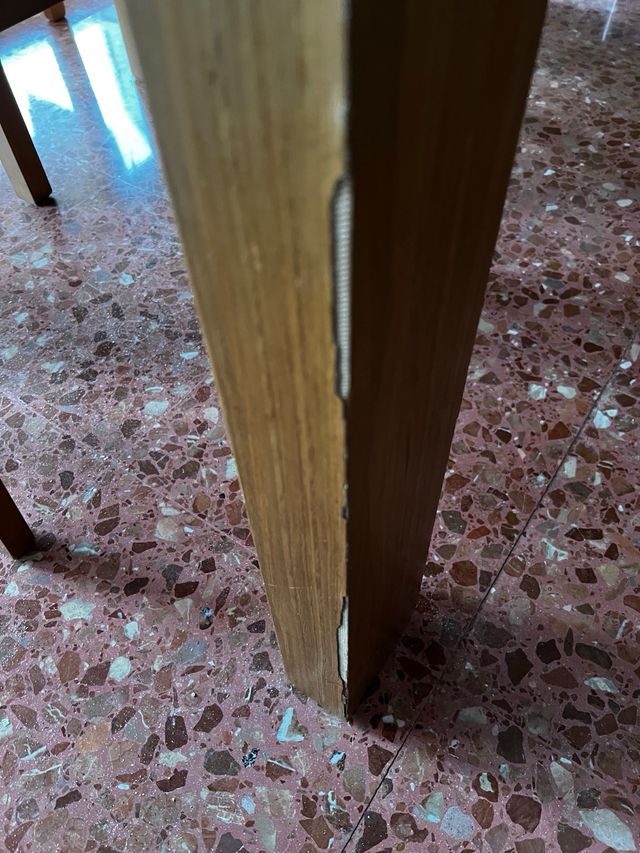 Mesa extensible comedor y 4 sillas