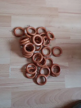 Anillas, Soportes de Madera