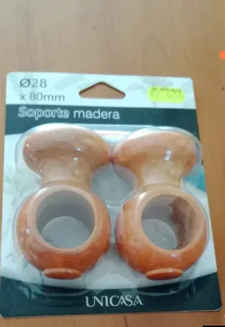 Anillas, Soportes de Madera