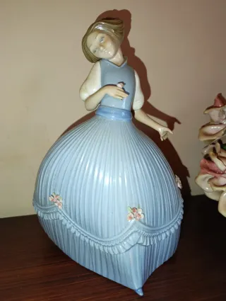 Figura decorativa abuelo y nieto