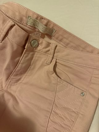 Pantalones pitillo Zara rosas