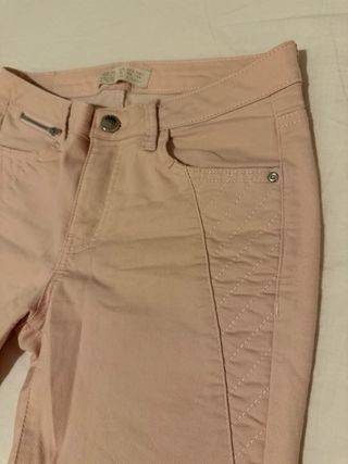 Pantalones pitillo Zara rosas
