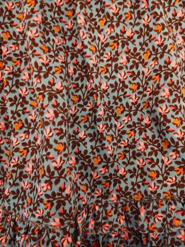 Falda estampada adolescente