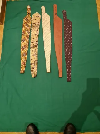 Lotto 5 cravatte 100% Seta