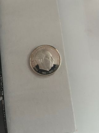 Colección de monedas, billetes y libros antiguos