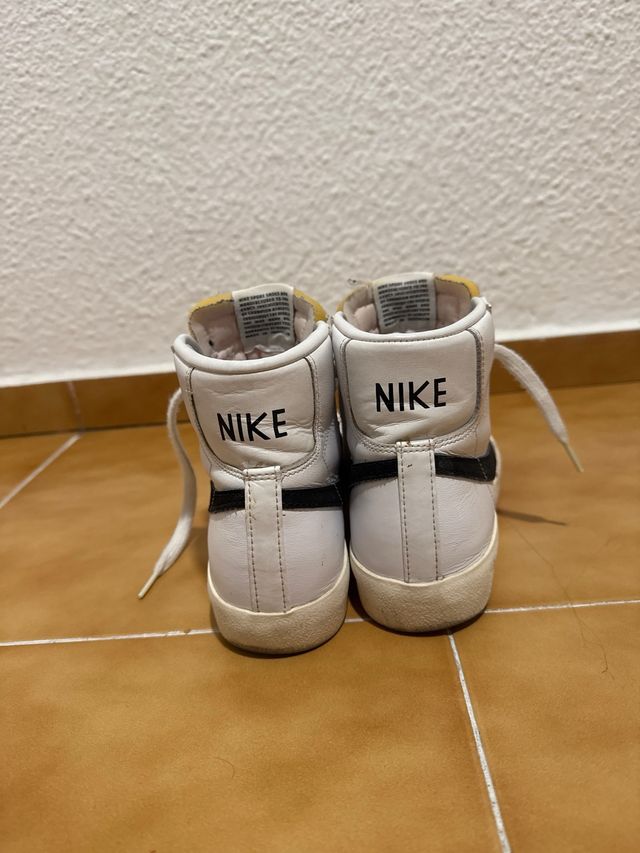 Zapatillas Nike Blazer Mid '77 Blancas