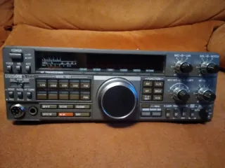 Emisora Kenwood TS-440S HF Transceiver