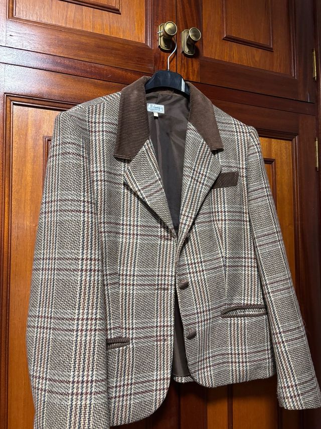 Chaqueta de mujer cuadros marrón