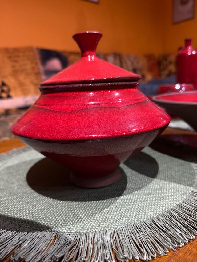 Rulo: jarrones, portavelas, bandejas y bombonera.