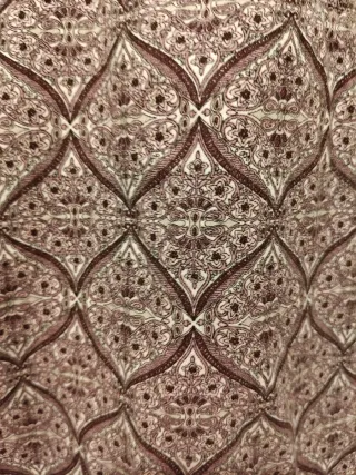 Blusa larga estampada con encaje