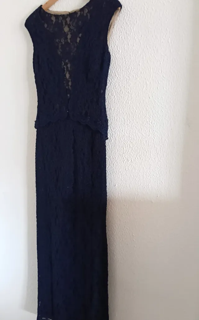Vestido Ralph Lauren de fiesta, con encaje.