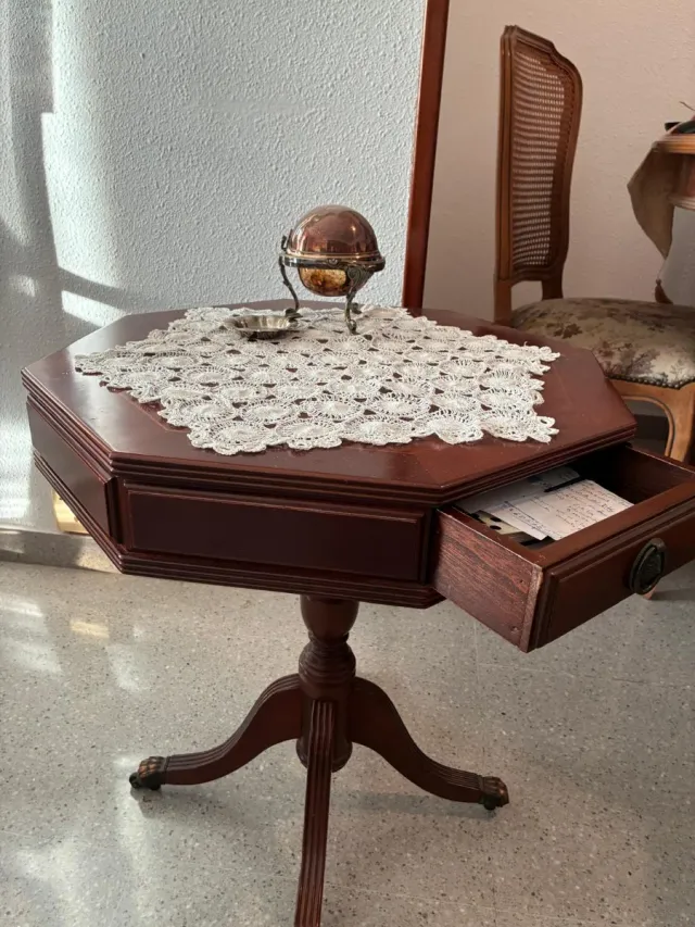 Mesita auxiliar vintage madera