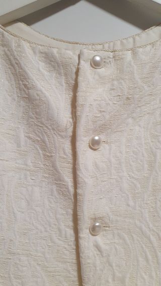 Vestido de comunión blanco roto y dorado,talla 125