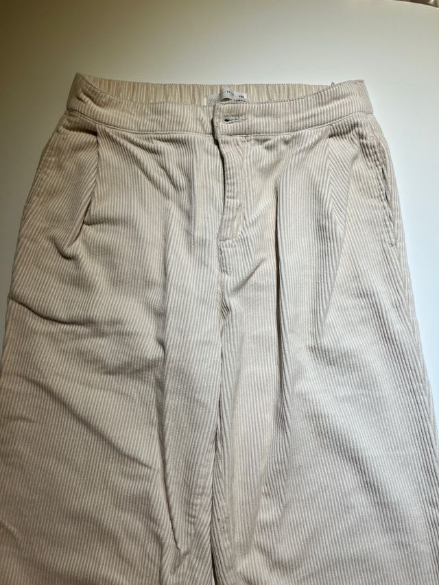 Pantalón beige de pana