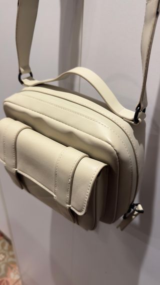 Bolso ZARA Hombro/Bandolera Beige