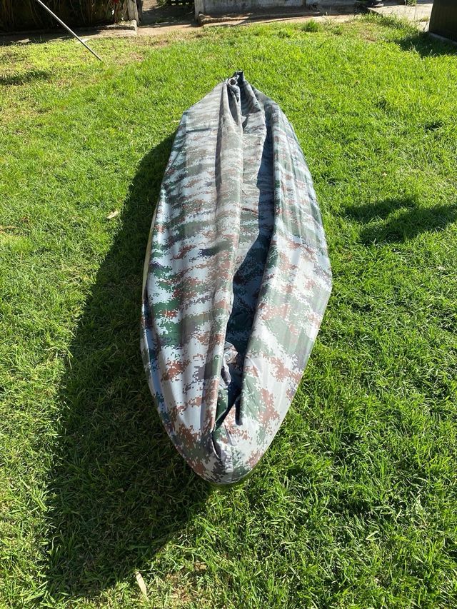 Kayak de pesca biplaza camuflaje