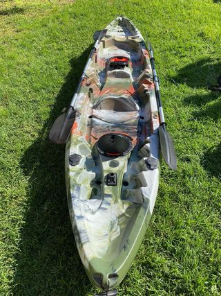 Kayak de pesca biplaza camuflaje
