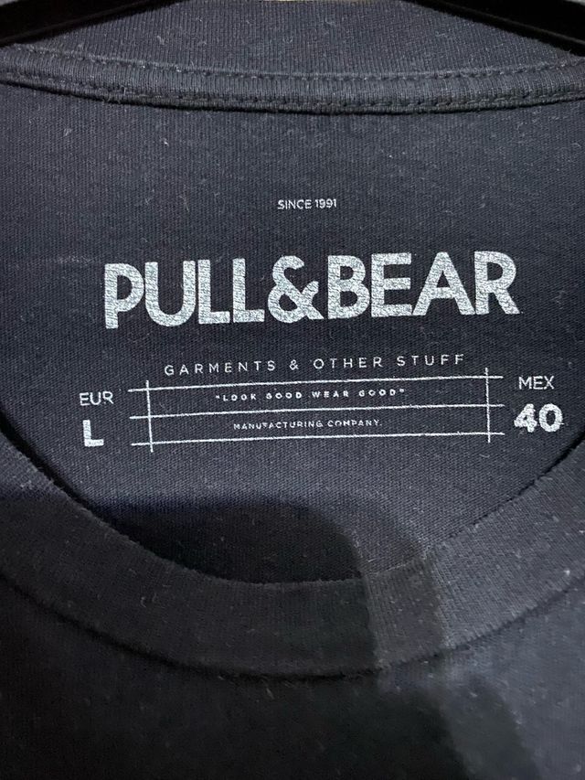 Camiseta Pull&Bear Negra Talla L