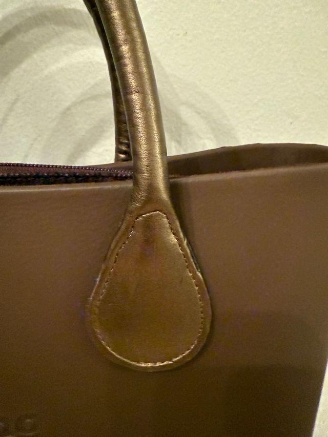Bolso O bag marrón y dorado