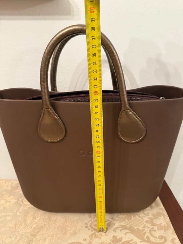 Bolso O bag marrón y dorado