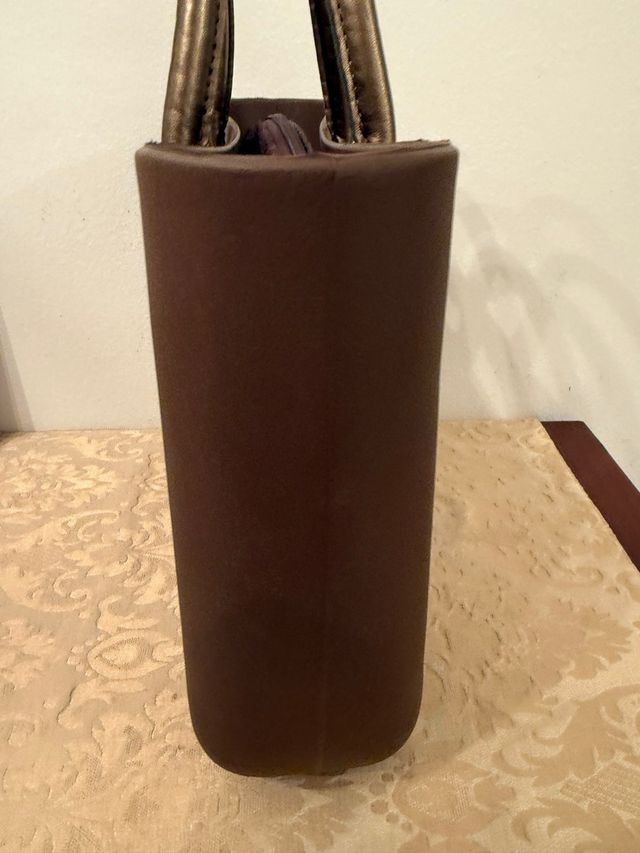 Bolso O bag marrón y dorado