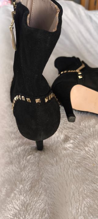 Botines Zara Negro Tachuelas Talla 38