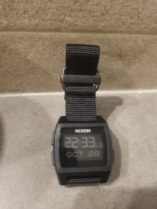 Reloj Nixon Negro Digital