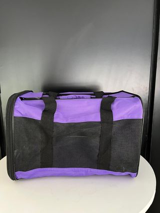 Transportín para mascotas morado y negro