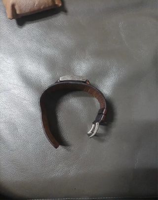 Reloj Guess USA Est 1981 Cuero Marrón