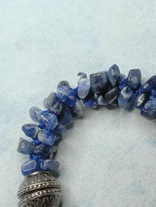 Bracciale con pietre blu e argento